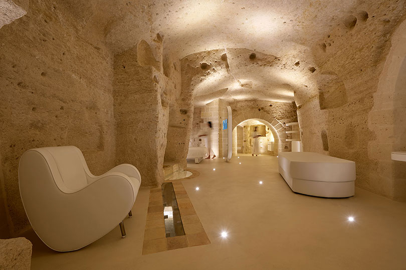 aquatio-cave-luxury-hotel-spa
